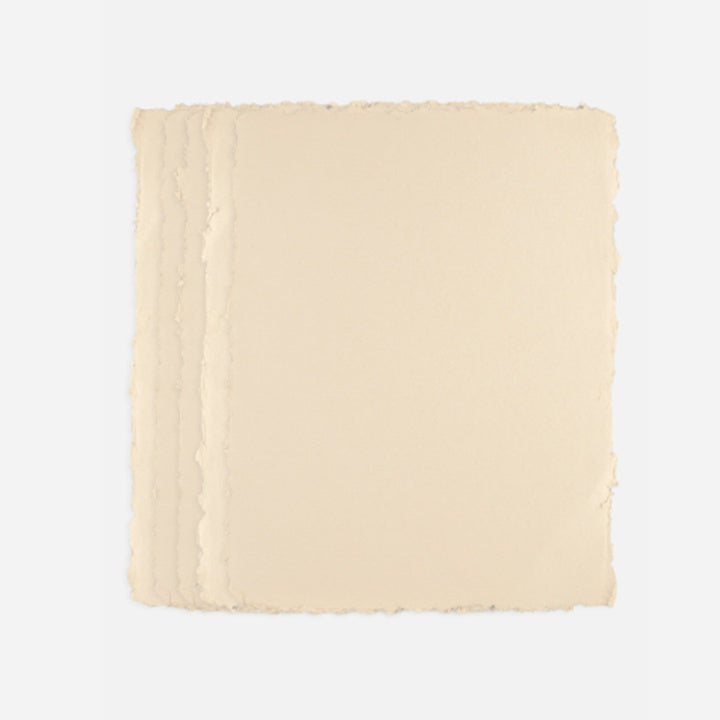 Ručně vyráběný papír PanArt Cream A4