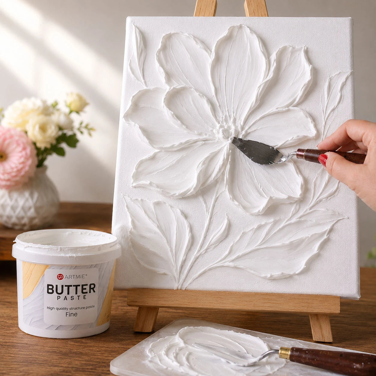 Květinový 3D reliéfní obraz vytvořený texturovací pastou ARTMIE Butter Fine