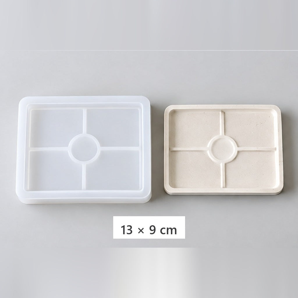 Pružná silikonová forma na odlévání podnosů a podtácků – obdélníkový podnos – 13 × 9 cm