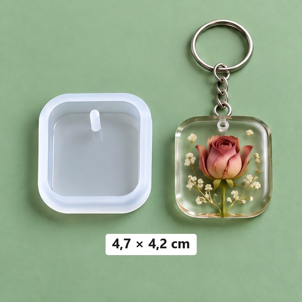 čtvercová forma 4,7 × 4,2 cm + 3 klíčenkové kroužky